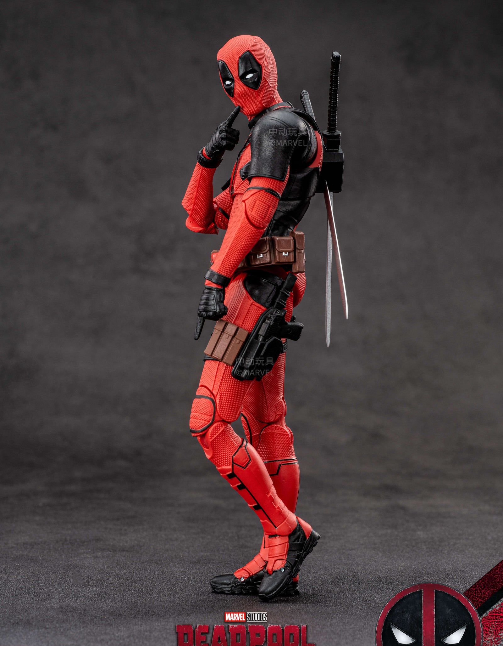 ZD Toys Marvel Deadpool & Wolverine 1/10 6-inch Deadpool Action Figure set