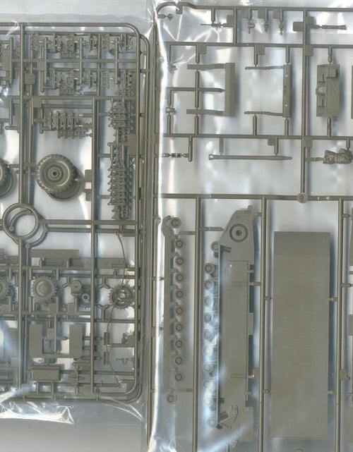 Load image into Gallery viewer, Tamiya 1/48 British Tank Churchill MkVII Crocodile Assembly Model #32594
