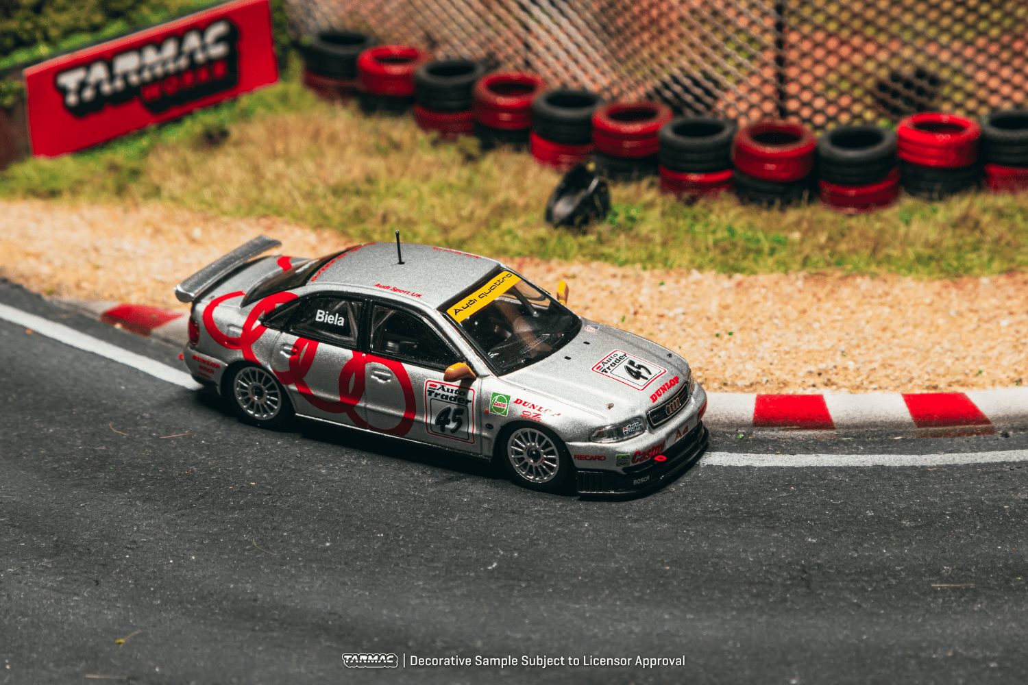 (Pre-order) Tarmac Works 1/64 Audi A4 quattro BTCC 1996 Champion Frank Biela