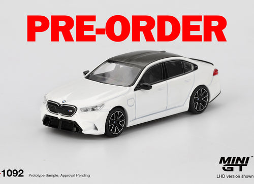 Load image into Gallery viewer, (Pre-order) MINI GT 1/64 #1092 BMW M5 Alpine White LHD Diecast Model Car
