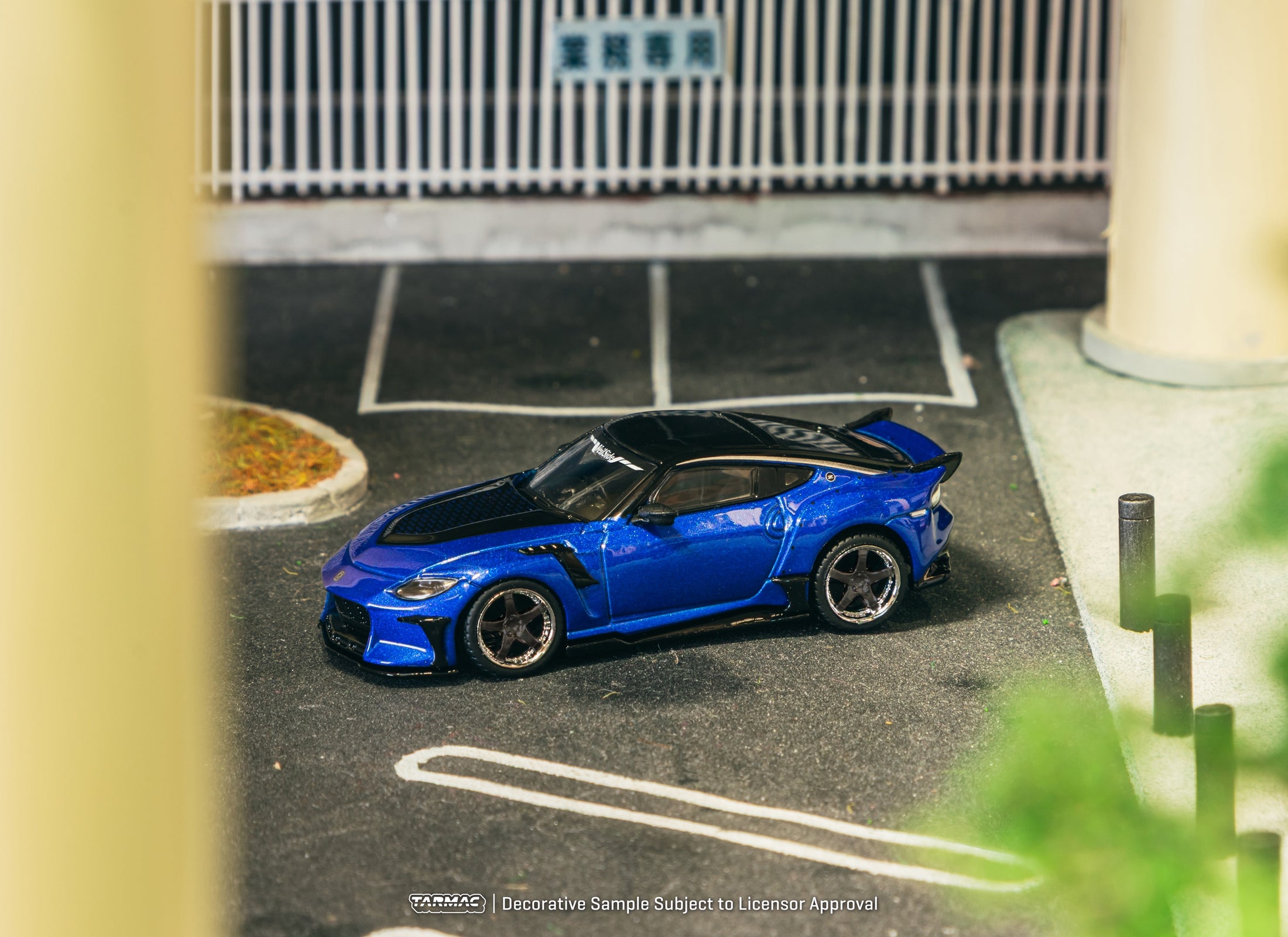 Tarmac Works 1/64 Nissan VeilSide FFZ400 Fairlady Z Blue Diecast car