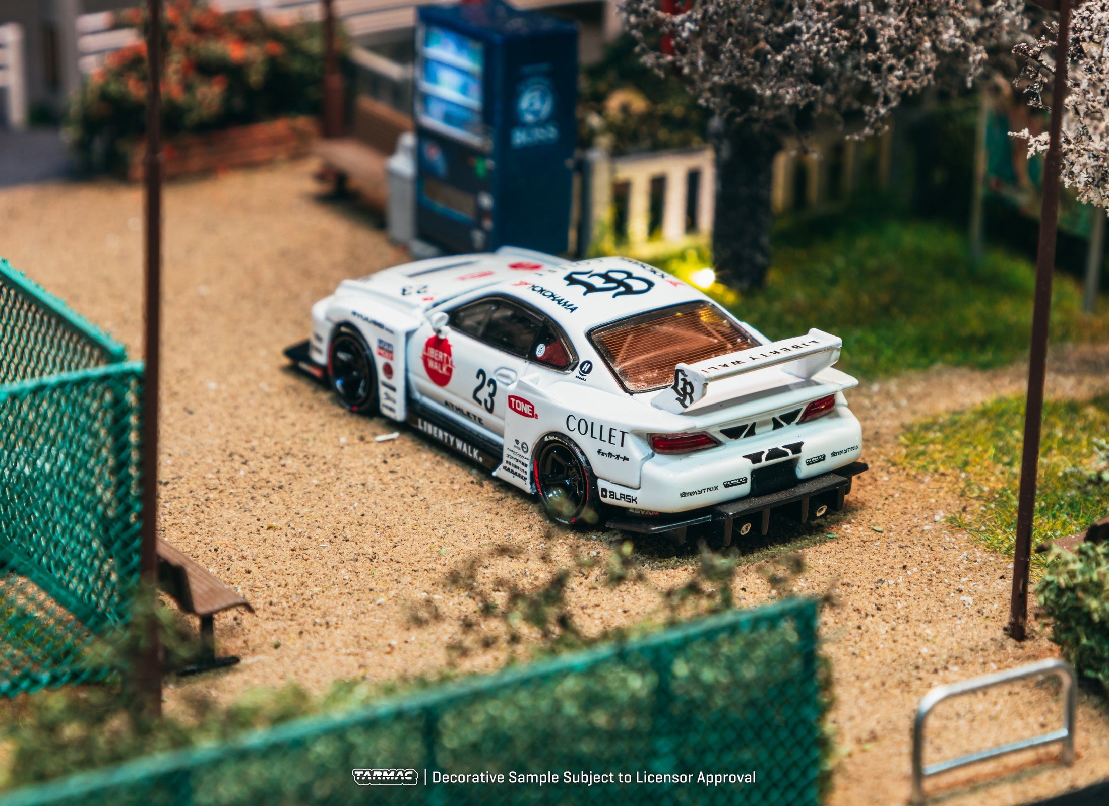 (Pre-order) Tarmac Works 1/64 LB-Super Silhouette Nissan SILVIA (S15) Drift 2025