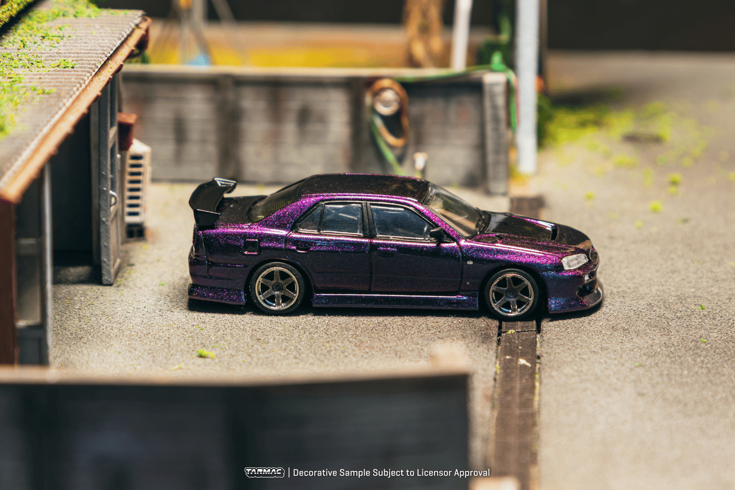 (Pre-order) Tarmac Works 1/64 URAS Skyline ER34 Midnight Purple