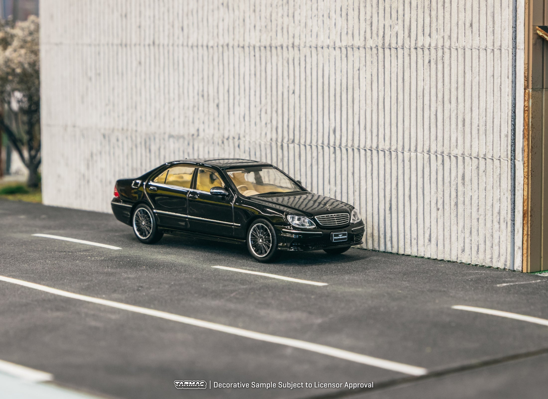 Tarmac Works 1/64 Mercedes-Benz S-Class Wald Black Diecast Model Car