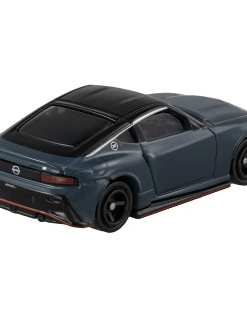 Load image into Gallery viewer, Takara Tomy Tomica Die-cast Model Car 1/65 No.88 Nissan Fairlady Z Nismo (1st)
