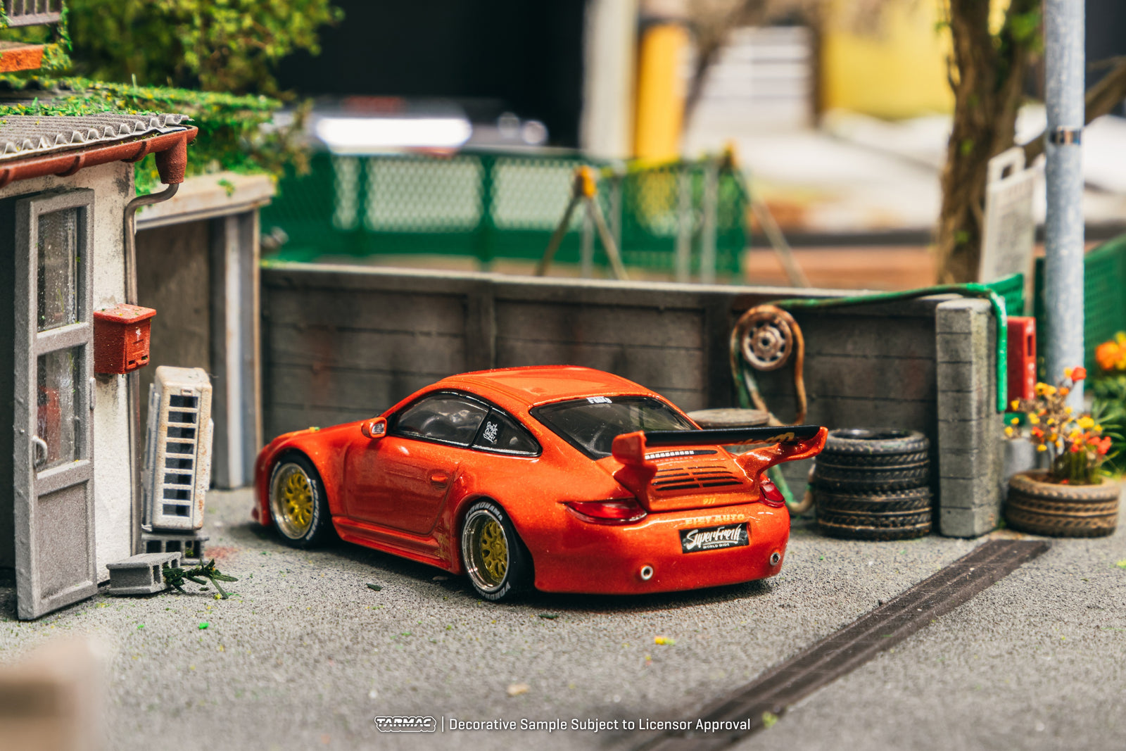 Tarmac Works 1/64 Old & New 997 Red Metallic Diecast model car