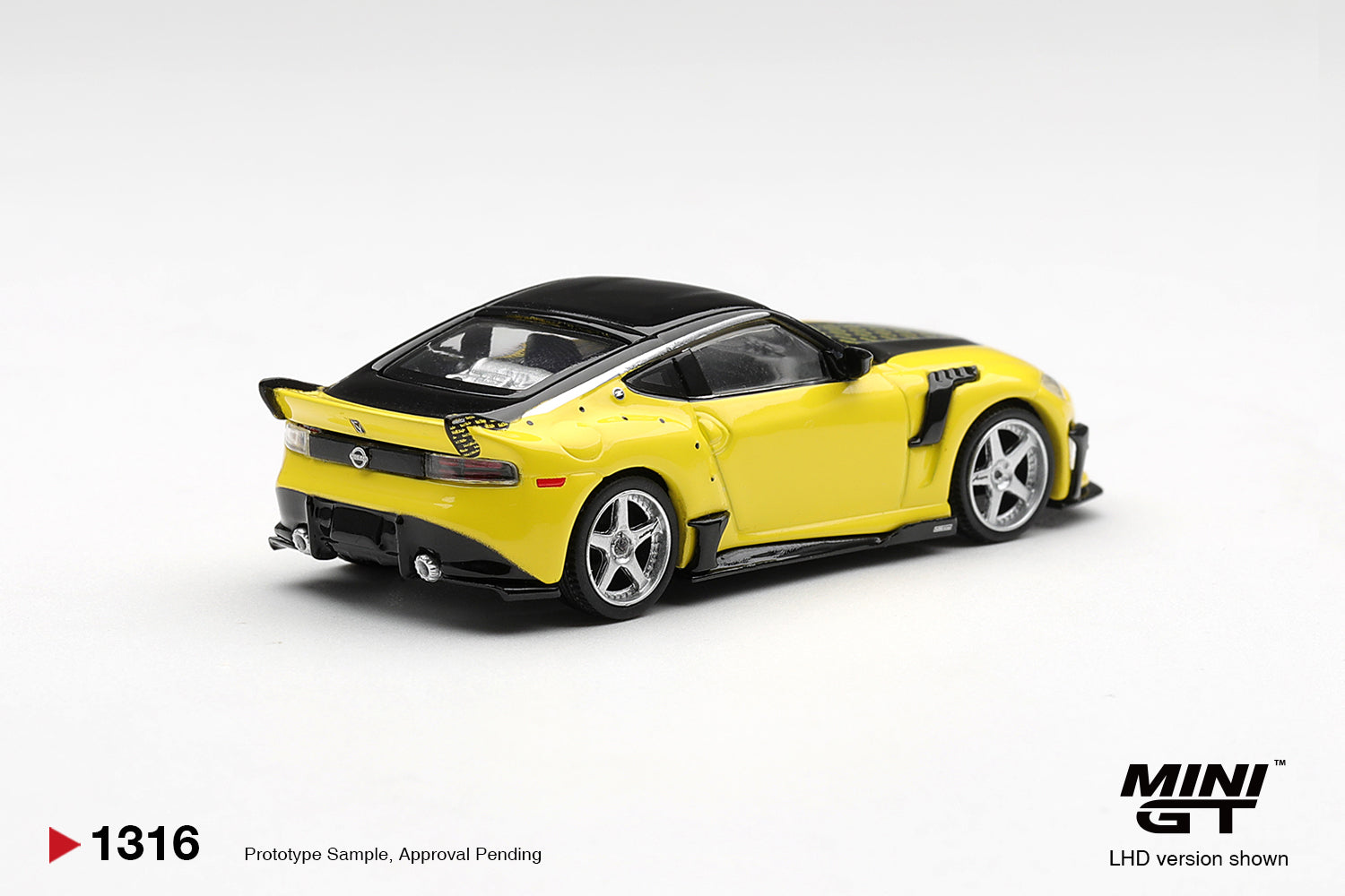 (Pre-order) Mini GT #1316 Nissan Fairlady Z VeilSide FFZ400 Ikazuchi Yellow RHD