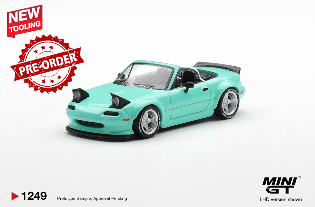 (Pre-order) Mini GT #1249 Mazda MX-5 (NA) Pandem Mint Green RHD Diecast Model