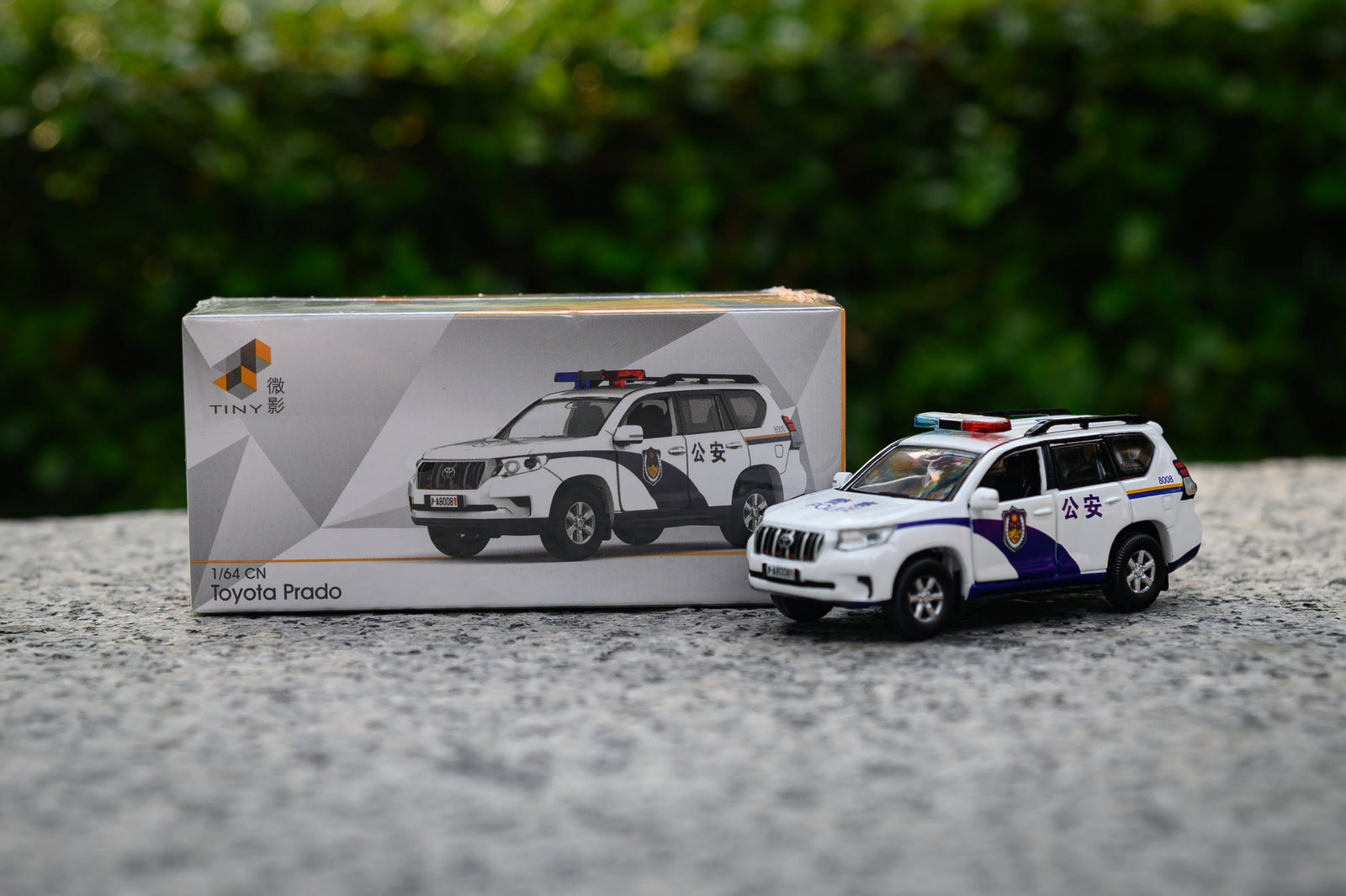 Tiny City Diecast CN03 - 1/64 Toyota Prado Gong An (8008) Model Car