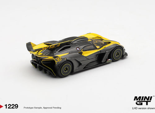 Load image into Gallery viewer, (Pre-order) Mini GT #1229 1/64 Bugatti Bolide Yellow Diecast model car
