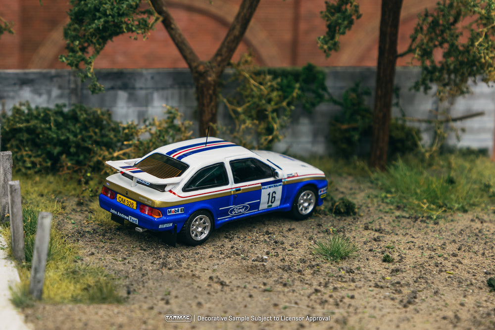 Tarmac Works 1/64  Ford Sierra RS Cosworth Model Car