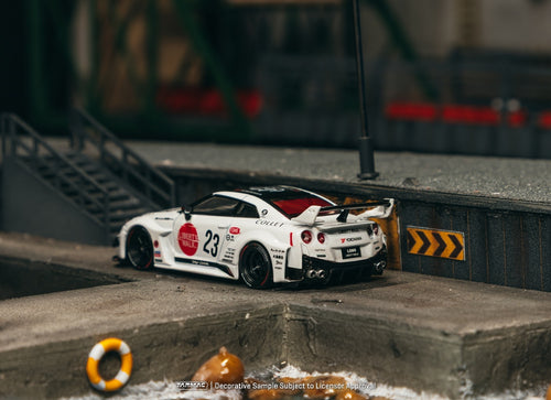 Load image into Gallery viewer, (Pre-order) Tarmac Works LB-Silhouette WORKS GT NISSAN 35GT-RR  White Diecast

