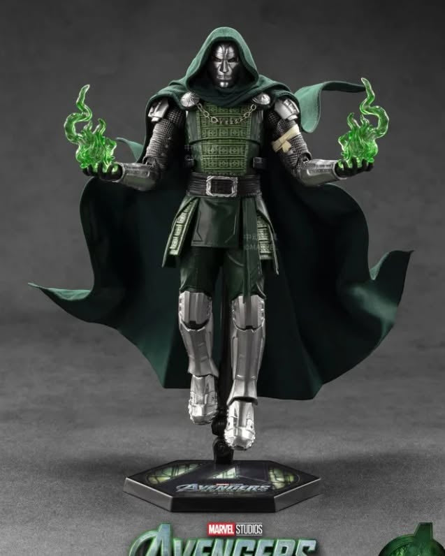 ZD Toys Marvel Avengers Doomsday 1/10 Doctor Doom Action Figure Set
