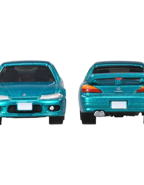 Load image into Gallery viewer, Takara Tomy Tomica Gift Tomica Metallic Color Collection 4 Cars Set
