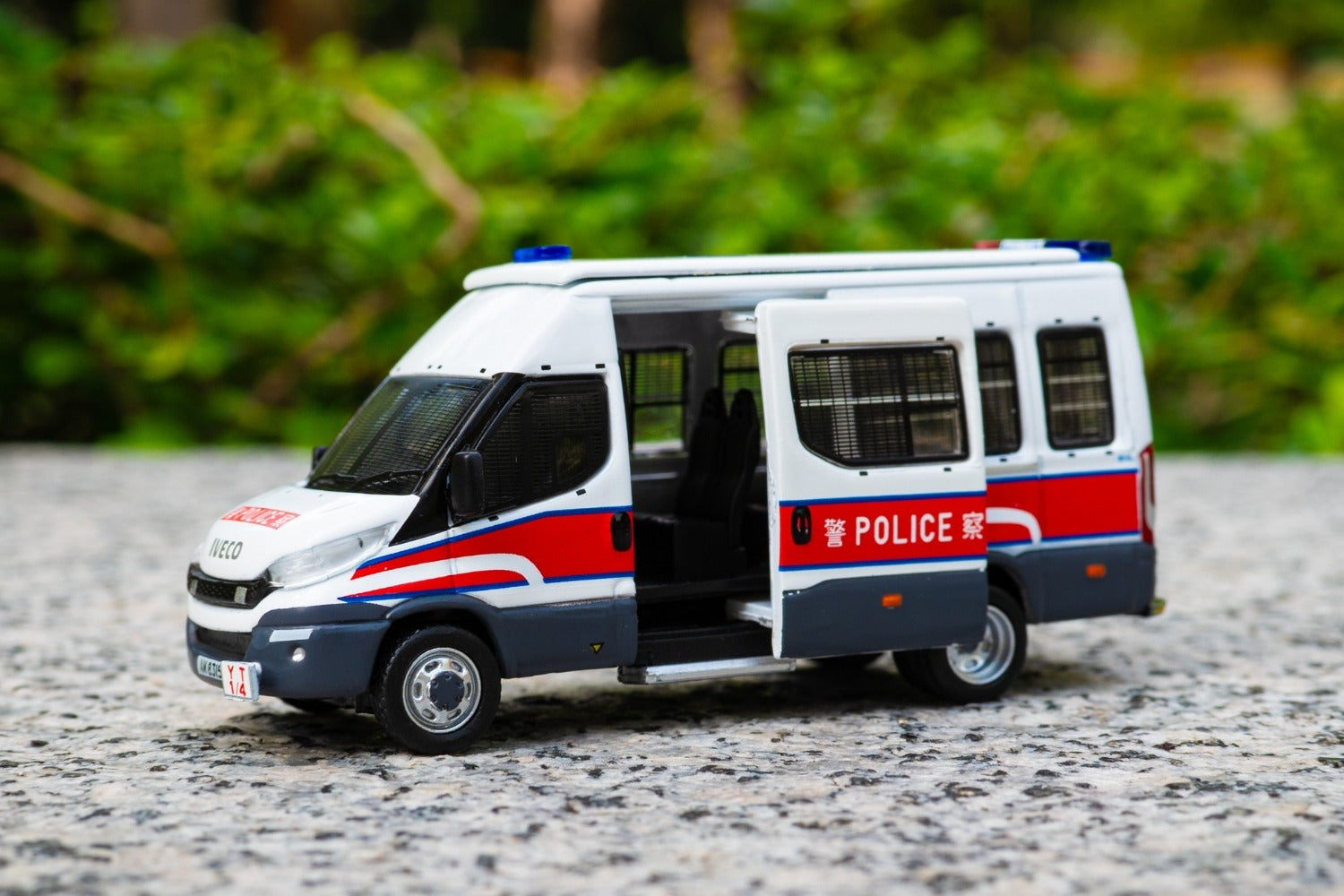 Tiny City HKP07 Die-cast Model Car - IVECO Daily Police Patrol Car (AM8315)