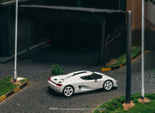 Load image into Gallery viewer, Tarmac Works 1:64 Koenigsegg CC850 White Die-cast Model Car
