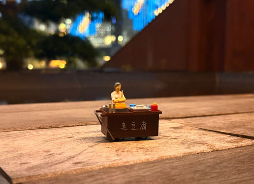 Load image into Gallery viewer, TINY Hong Kong City 1/35 #11 Stinky Tofu Cartful Diecast paint Figure
