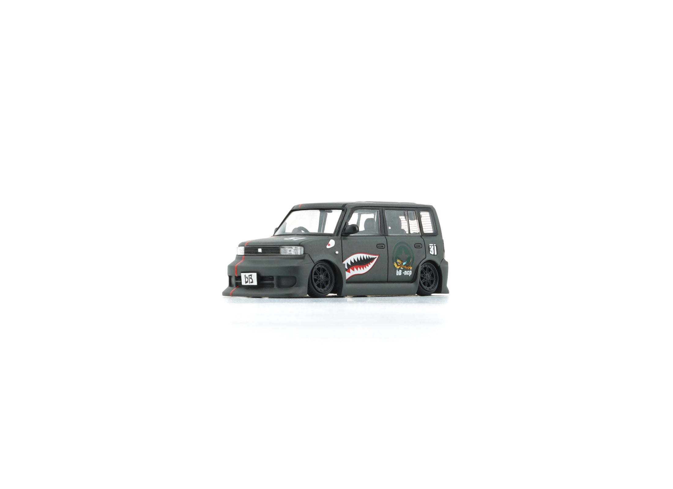 BMC 1/64 Toyota 2000 bB - Matte Green + P40 Tiger Pattern (RHD) LTD