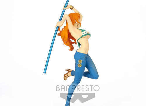 Load image into Gallery viewer, Banpresto One Piece PVC Figure -  [Lady Fight!!] Nami
