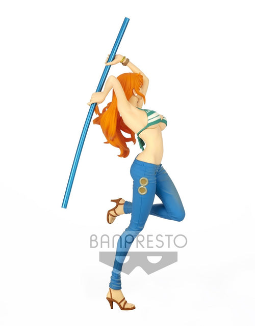 Load image into Gallery viewer, Banpresto One Piece PVC Figure -  [Lady Fight!!] Nami
