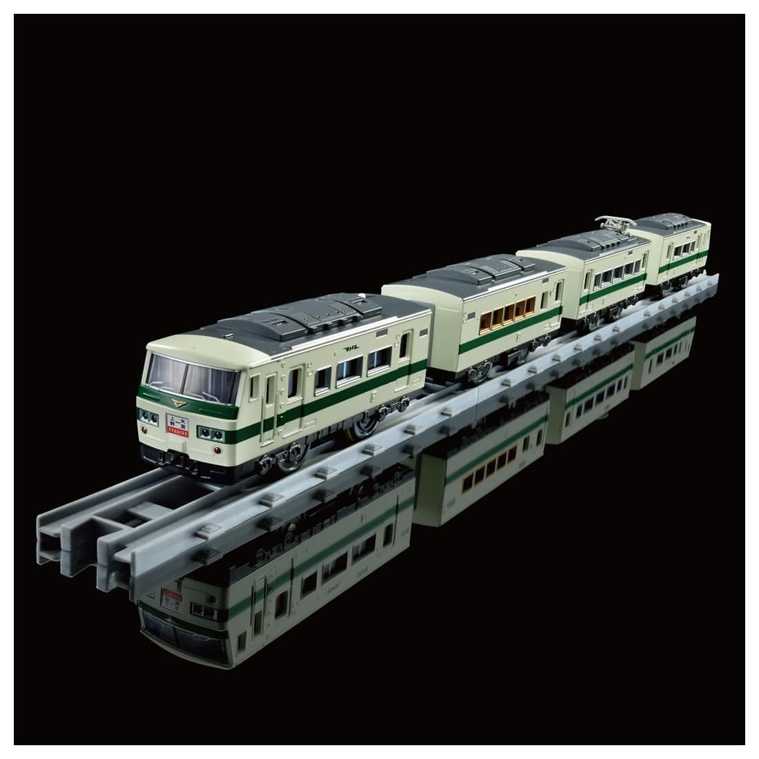 Takara Tomy Plarail Real Class J.R. Limited Express Series 185 Model Train