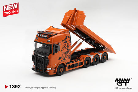 (Pre-order) Mini GT #1392 Scania 770S B8x4NA Hooklift Flatbed Orange RHD