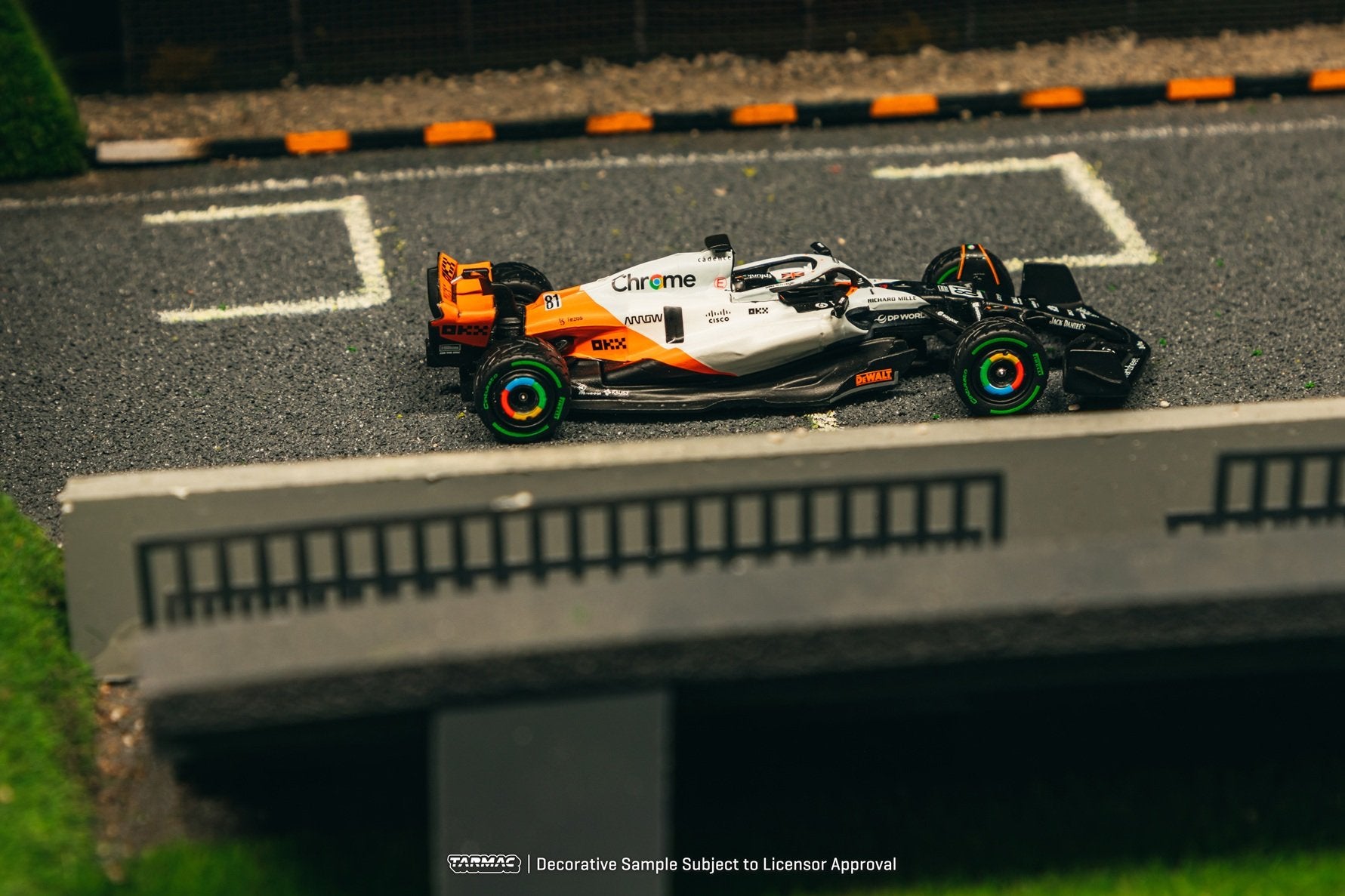Tarmac Works McLaren MCL60 Monaco Grand Prix 2023  Oscar Piastri