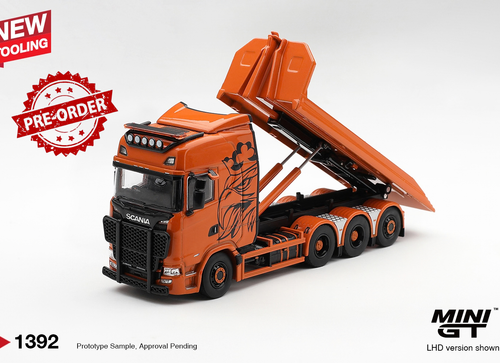 Load image into Gallery viewer, (Pre-order) Mini GT #1392 Scania 770S B8x4NA Hooklift Flatbed Orange LHD

