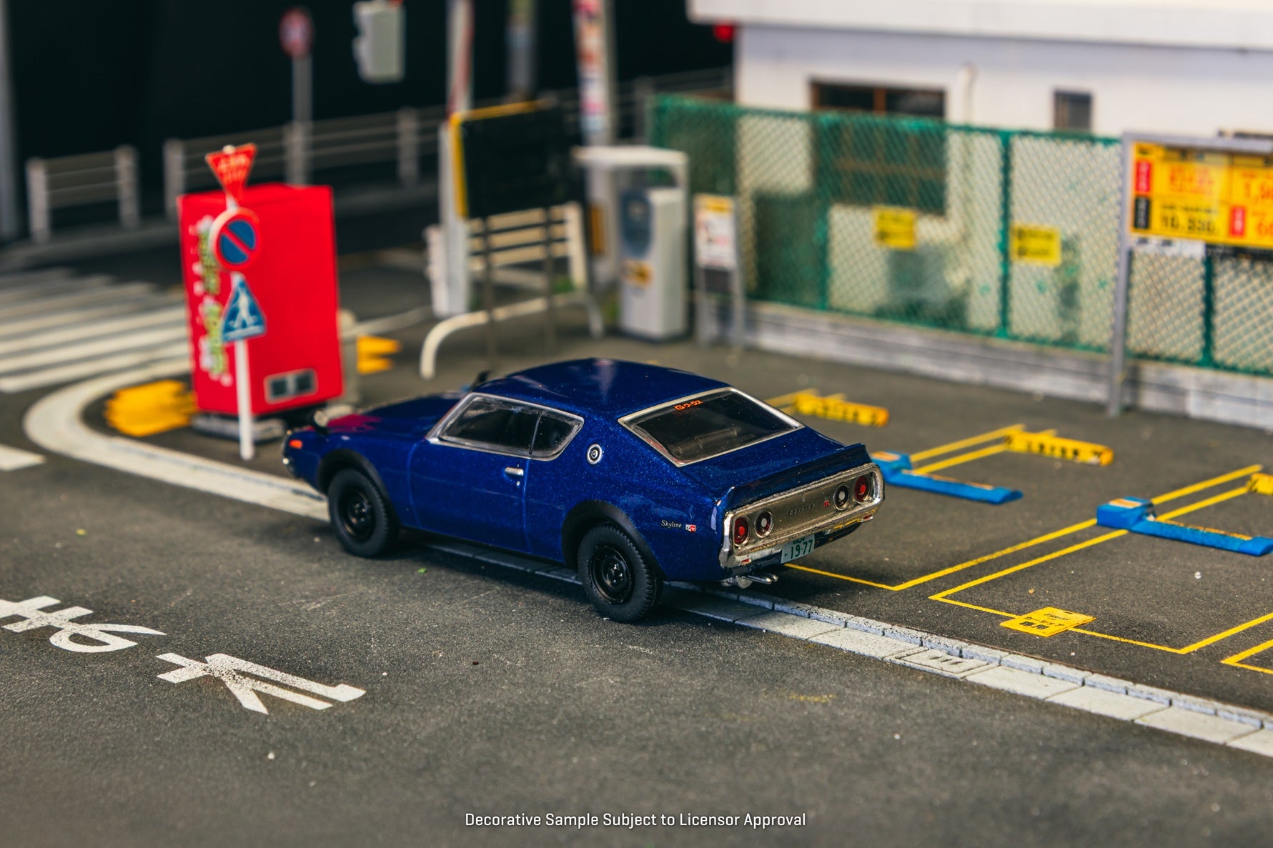Tarmac Works 1:64 Nissan Skyline 2000GT-R KPGC110 Blue Metallic