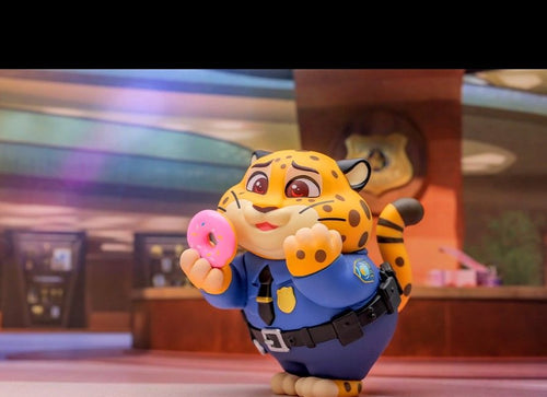 Load image into Gallery viewer, Hot Toys Zootopia Cosbi Collection Bobble-Head Figure Set (Full box set of 8)
