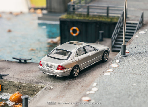 Load image into Gallery viewer, Tarmac Works 1/64 Mercedes-Benz S-Class Brilliant Silver Metallic
