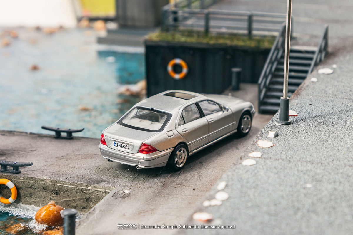 Tarmac Works 1/64 Mercedes-Benz S-Class Brilliant Silver Metallic
