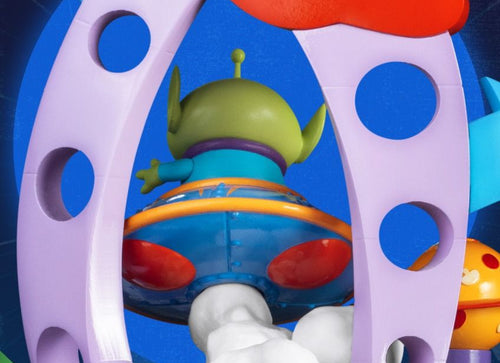 Load image into Gallery viewer, Beast Kingdom Diorama Stage-109- Disney Alien's Racing Car
