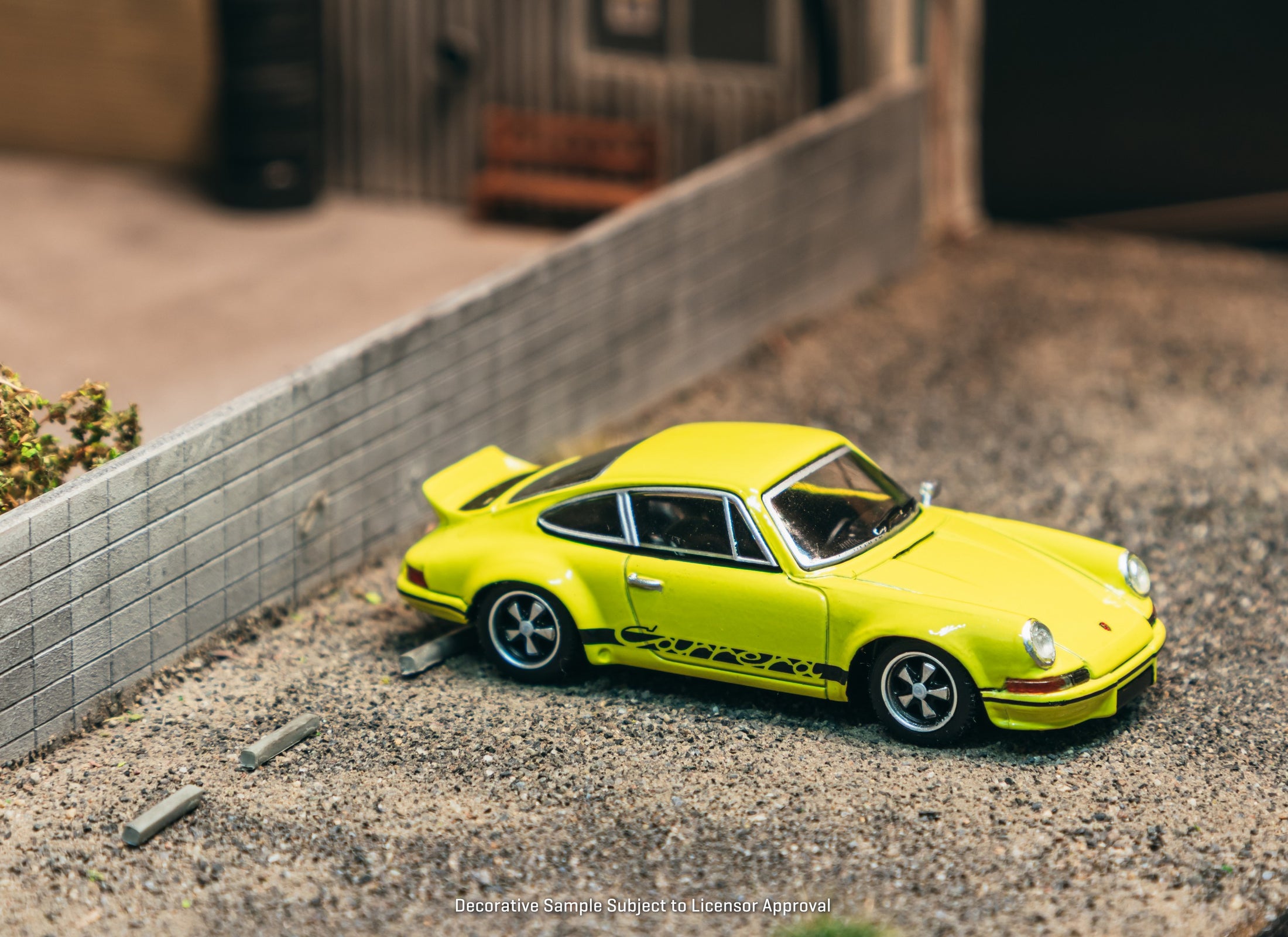 (Pre-order) Tarmac Works 1/64 Porsche 911 Carrera RS 2.7 Lightweight Yellow