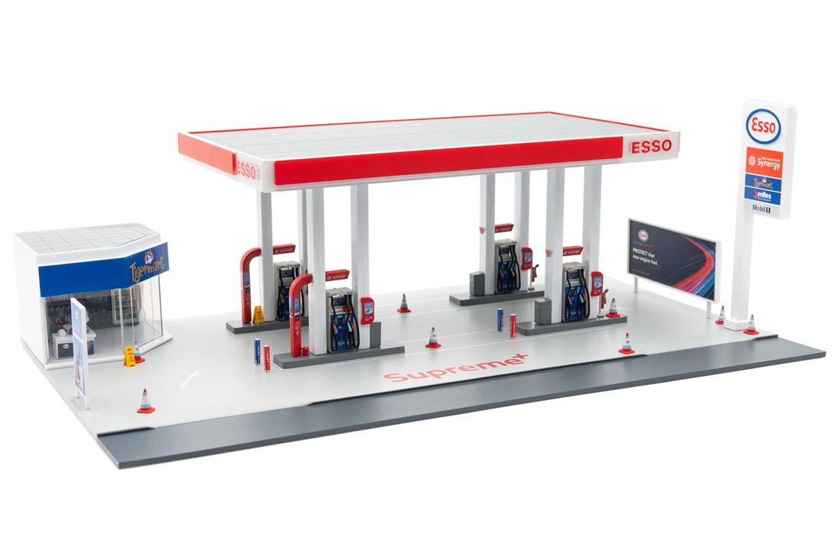 Tiny City Hong Kong Bd30 1/64 ESSO Gas Station Petrol Model Diorama