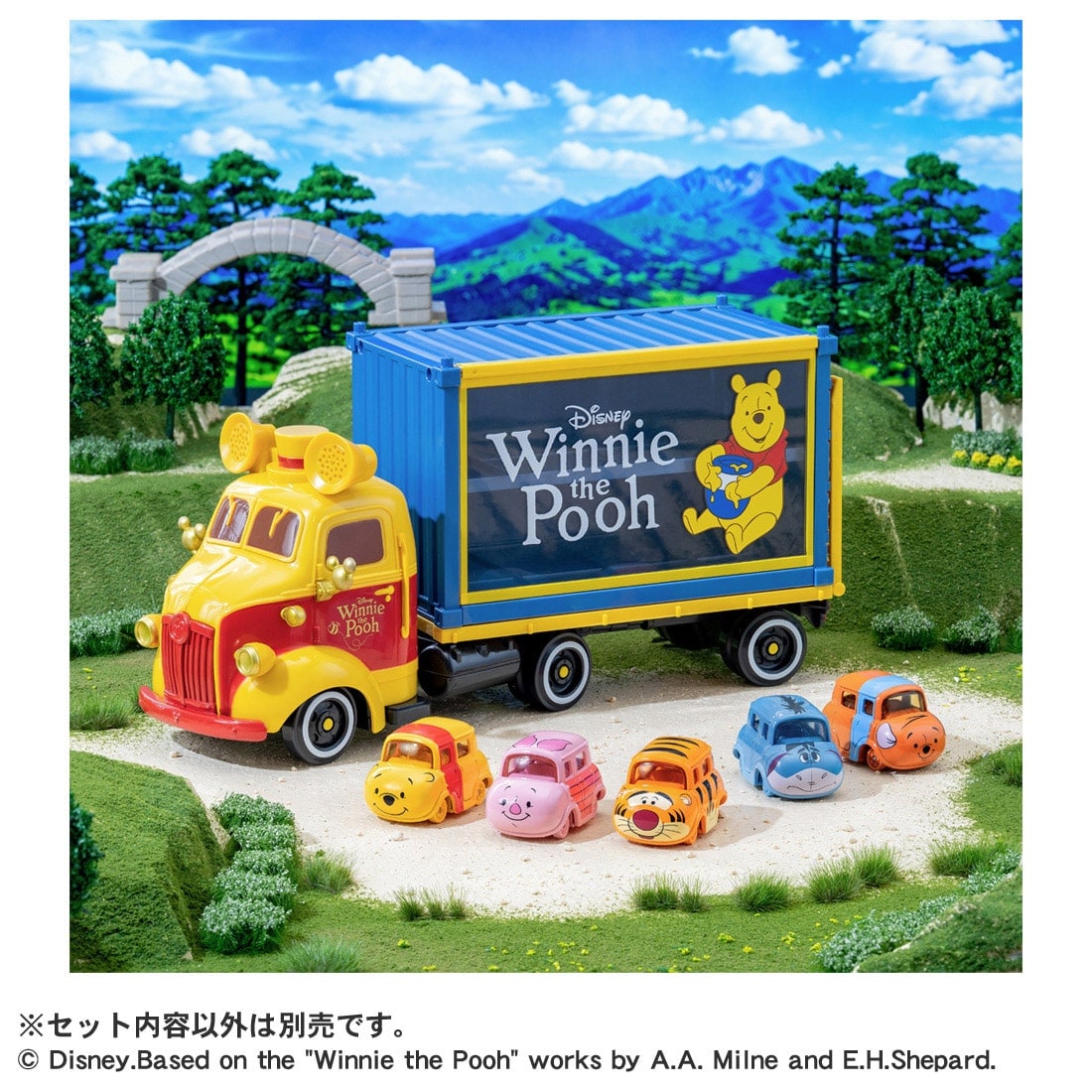 Takara Tomy Tomica Disney Motors Grand Dream Carry Winnie the Pooh (NO MINI CAR)