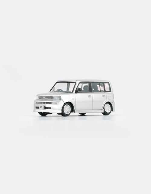 Load image into Gallery viewer, BMC 1/64 Toyota 2000 bB Silver (RHD) Diecast Model Car
