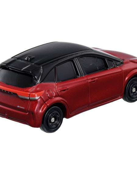 Takara Tomy Tomica Diecast Model Car 1:63 No.47 Nissan Note Aura (1st)