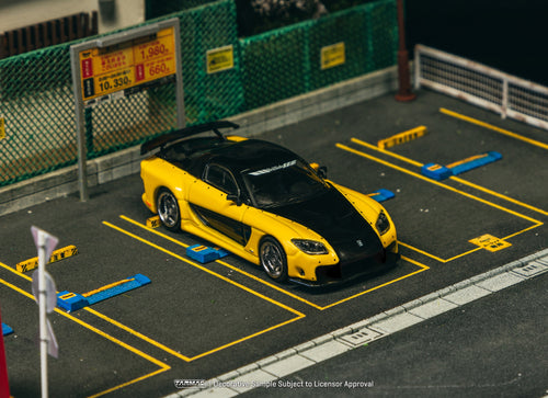 Load image into Gallery viewer, Tarmac Works 1/64 Mazda RX-7 VeilSide Fortune7 Yellow / Black Model
