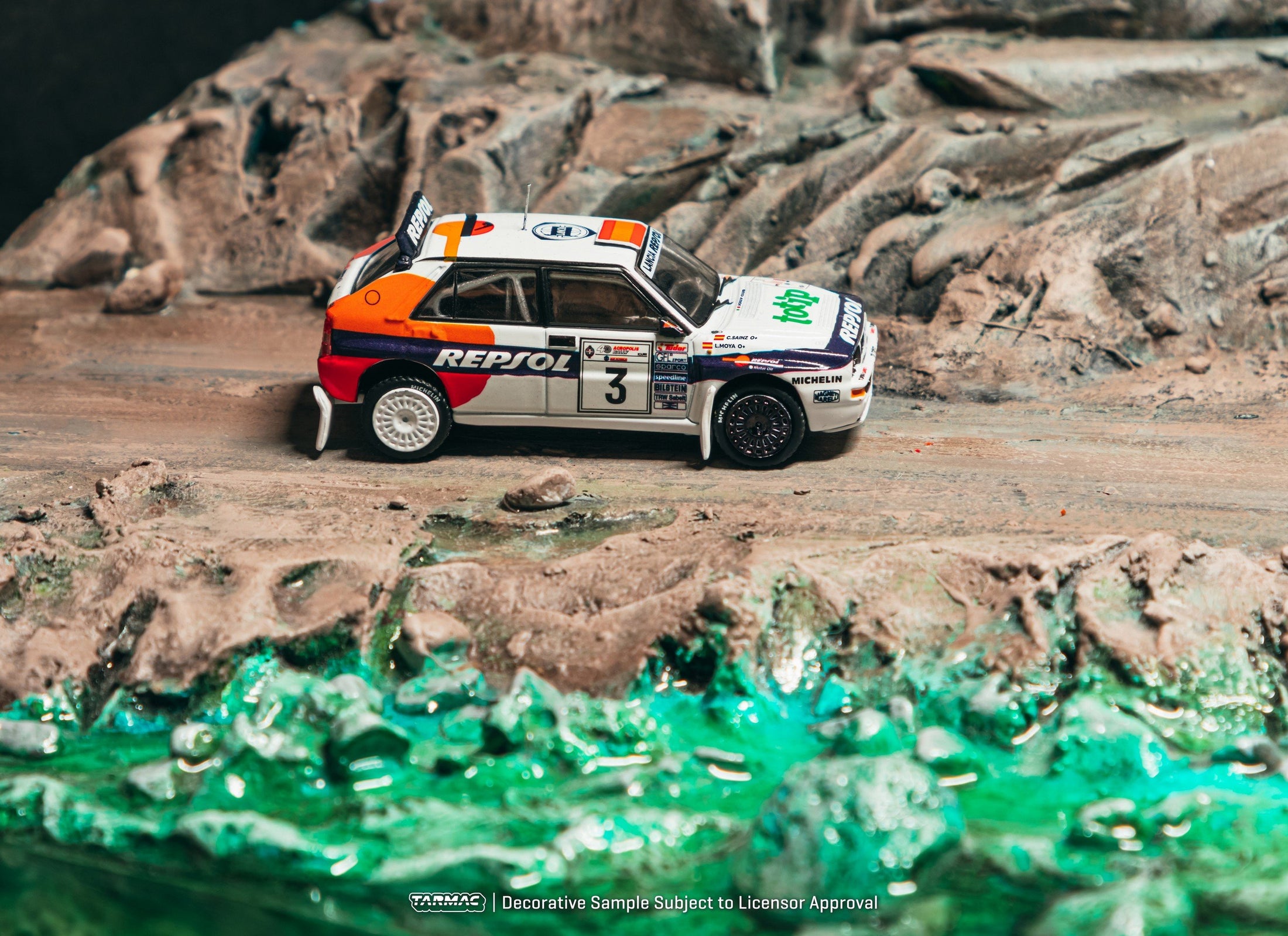 (Pre-order) Tarmac Works 1/64 Lancia Delta HF Integrale Acropolis Rally 1993