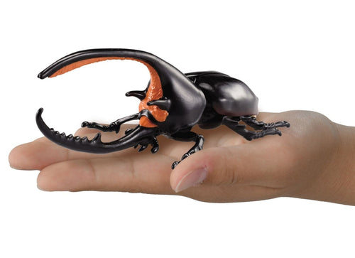 Load image into Gallery viewer, Takara Tomy Ania AL-39 Neptune Beetle Insect Series Action Figure
