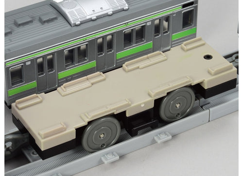 Load image into Gallery viewer, Takara Tomy PLARAIL Real Class 205 Series Commuter Train (Yamanote Line)
