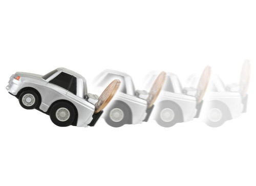 Load image into Gallery viewer, Takara Tomy Tomica ChoroQ Pull Back Diecast e-02 Nissan Skyline GT-R (R32)
