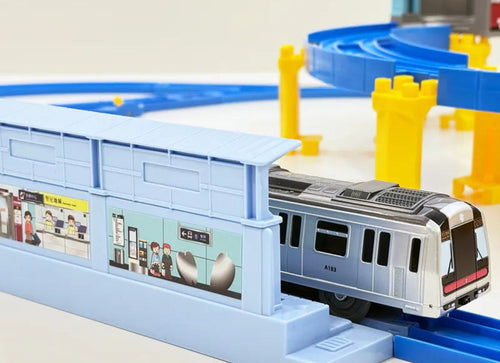Load image into Gallery viewer, Takara Tomy Plarail Hong Kong MTR Passenger Train Island Line M Set
