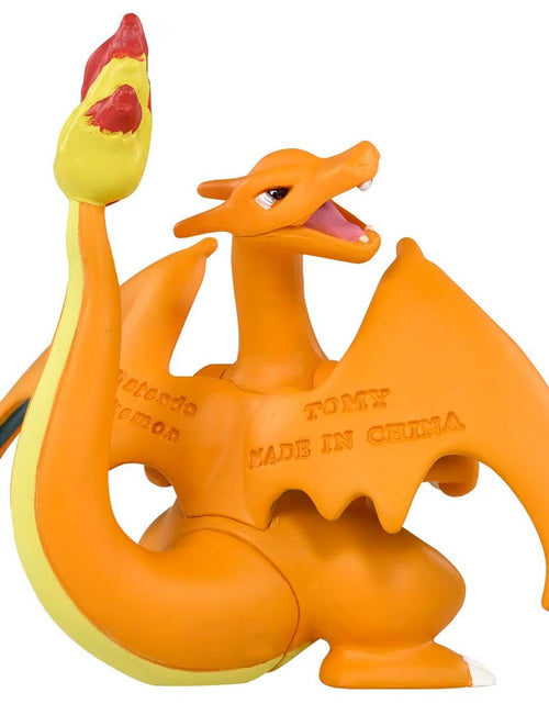 Load image into Gallery viewer, Takara Tomy Pokemon Moncolle - MS-15 Charizard Box Packing 4CM Mini Figure
