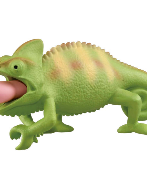 Load image into Gallery viewer, Takara Tomy ANIA animal Action Mini Figure -  AS-28 Chameleon
