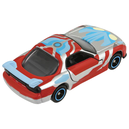 Takara Tomy Dream Tomica Diecast Model Car - UTR-08 Ultraman Ginga