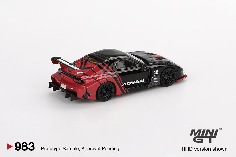 Mini GT #983 Mazda RX-7 LB-Super Silhouette Advan RHD Model Car