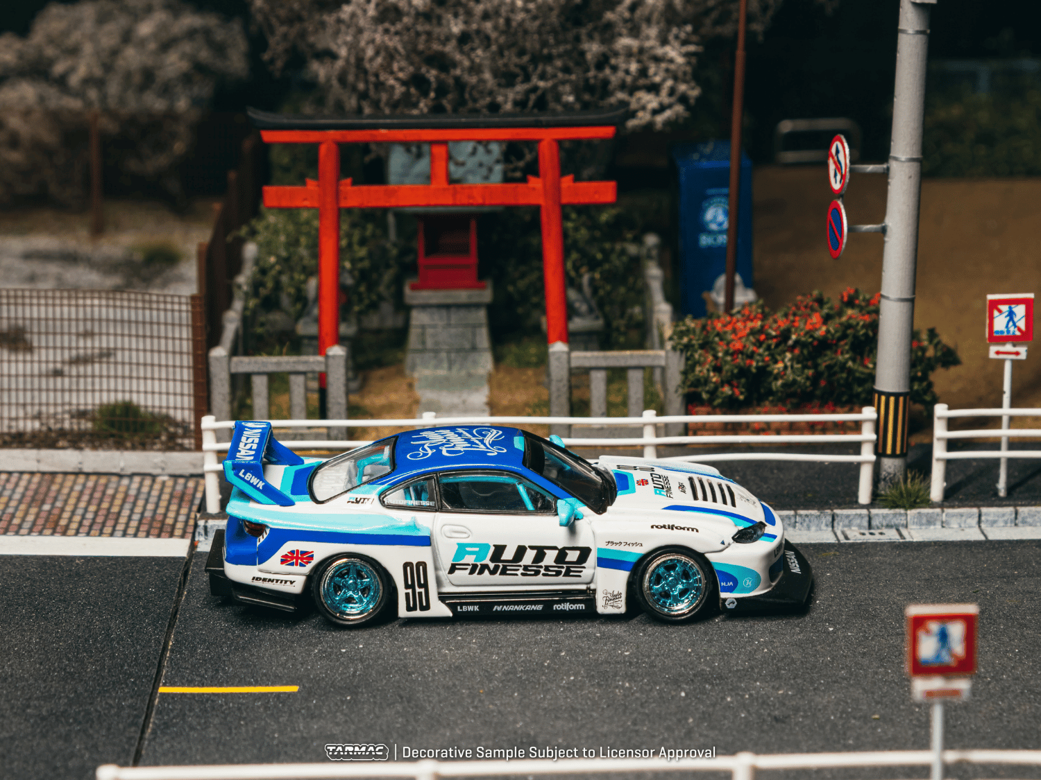 (Pre-order) Tarmac Works 1/64 LB-Super Silhouette Nissan SILVIA (S15) Diecast