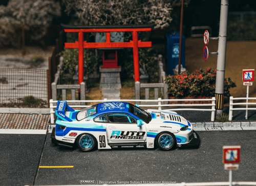 Load image into Gallery viewer, (Pre-order) Tarmac Works 1/64 LB-Super Silhouette Nissan SILVIA (S15) Diecast
